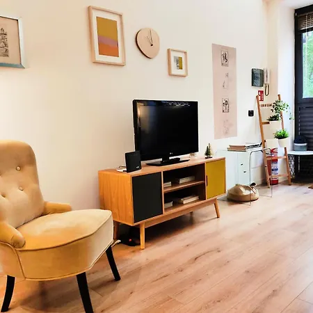 Pyramid House Apartament